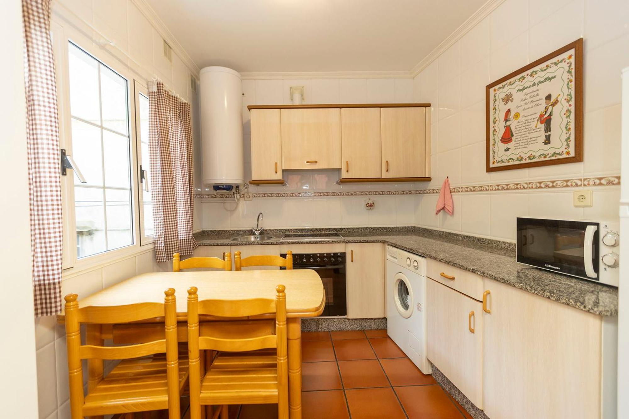 Escuder Apartamentos Turisticos Ribadeo Exterior foto