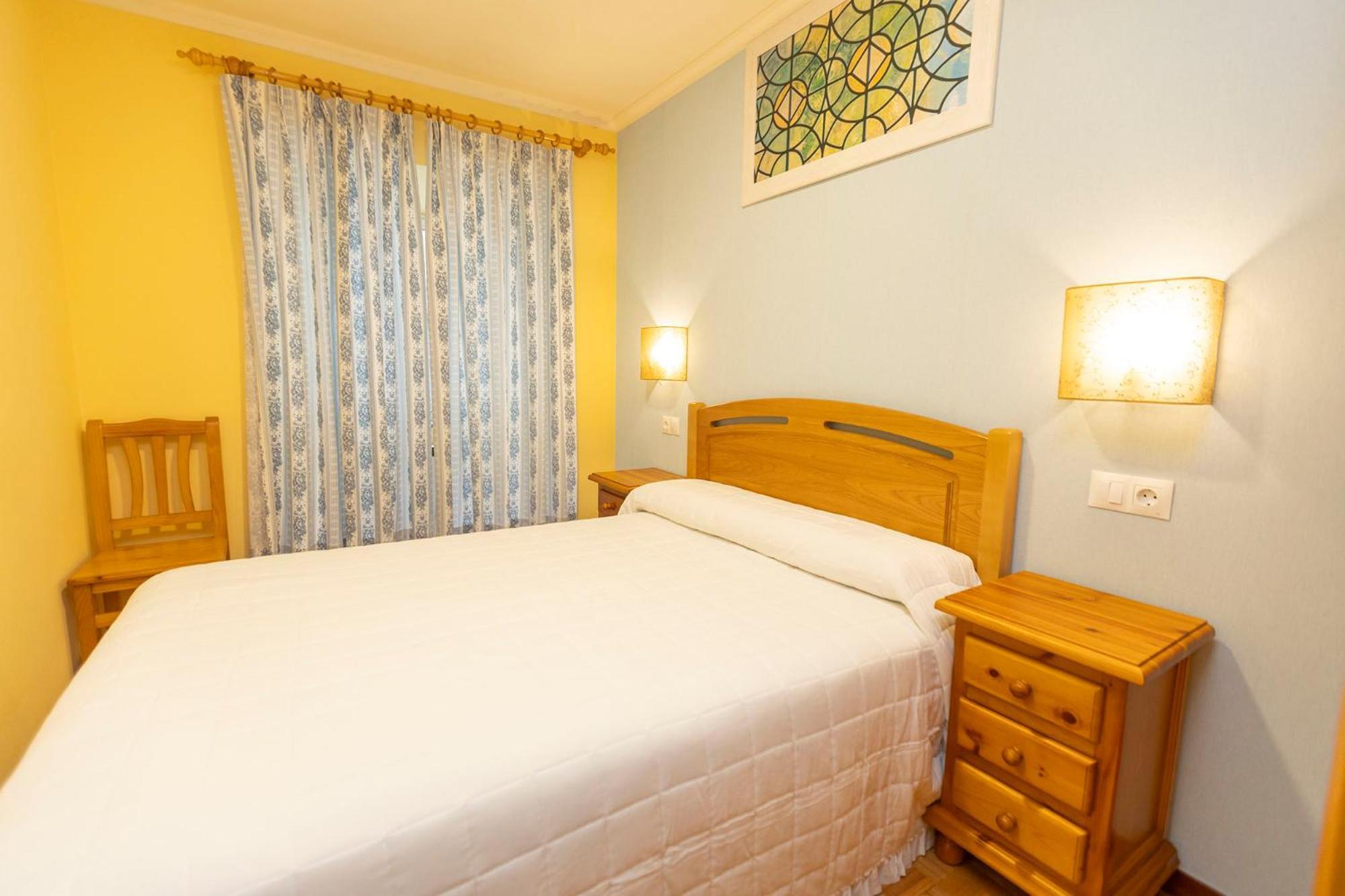 Escuder Apartamentos Turisticos Ribadeo Exterior foto